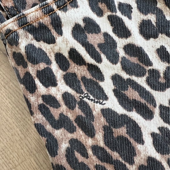 Ganni Leopard Jeans - Picture 4 of 7